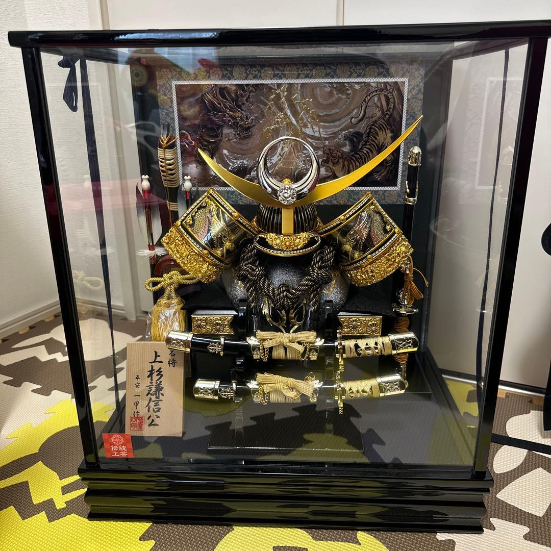 五月人形　上杉謙信　虎　龍　平安一甲作　名将兜飾り 五月人形 平安一甲作「上杉謙信 子供大将」武者人形ガラスケース飾り