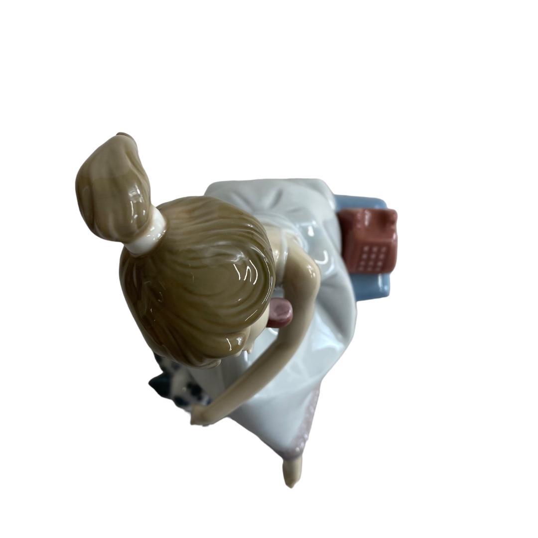 yj37 LLADRO リヤドロ No.5466 『大事な電話』 少女 犬 置物 - メルカリ