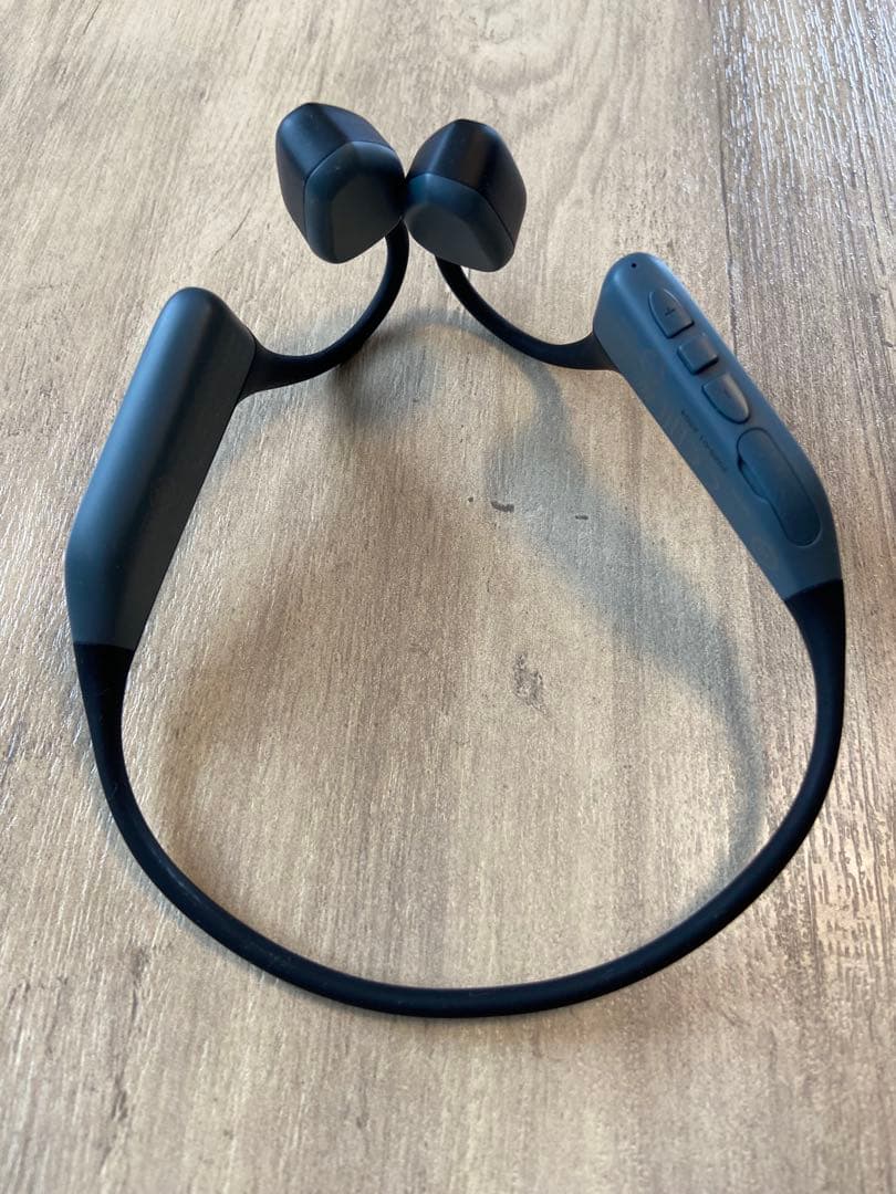 オーディオテクニカ 骨伝導ワイヤレスイヤホン ブラック Amazon.co.jp: オーディオテクニカ ワイヤレスイヤホン bluetooth 軟骨