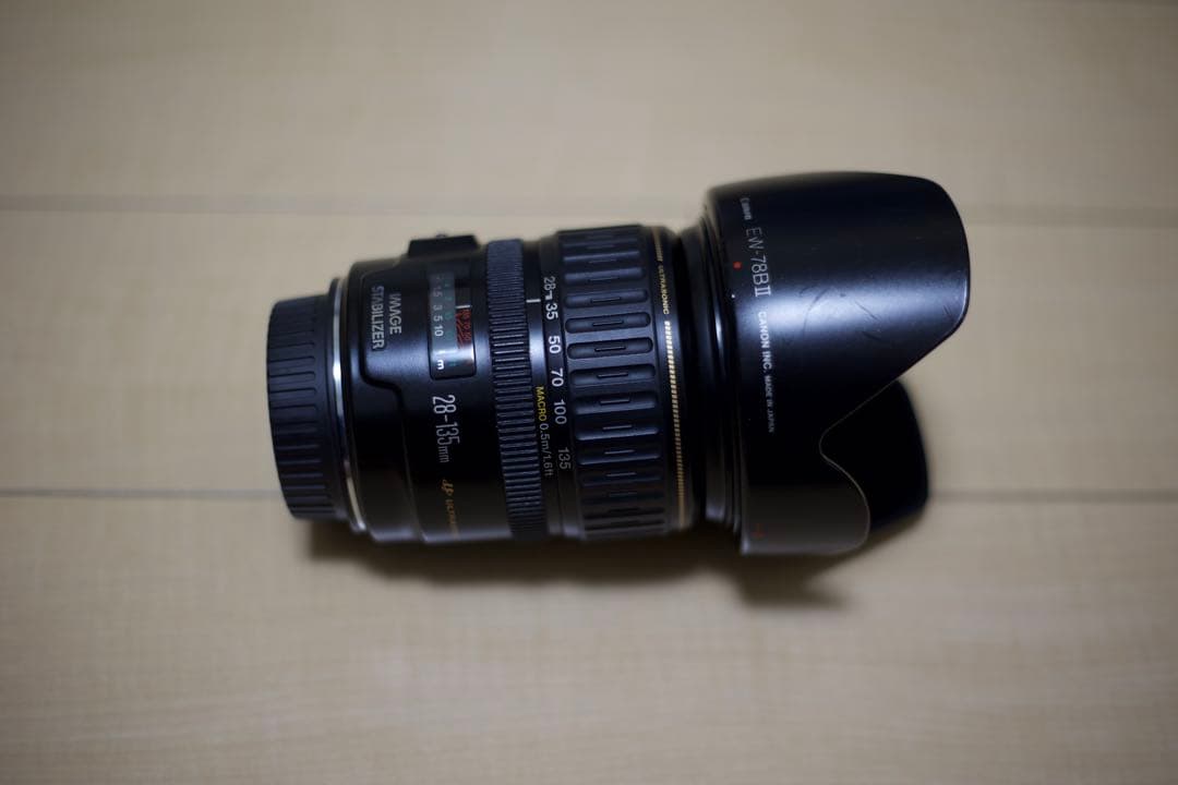 Canon EF 28-135mm f3.5-5.6 IS USM レンズ