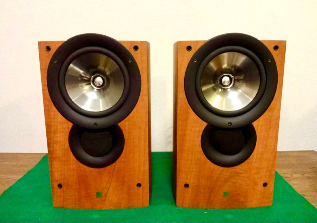 KEF IQ3 ブックシェルフ型同軸スピーカ - メルカリ