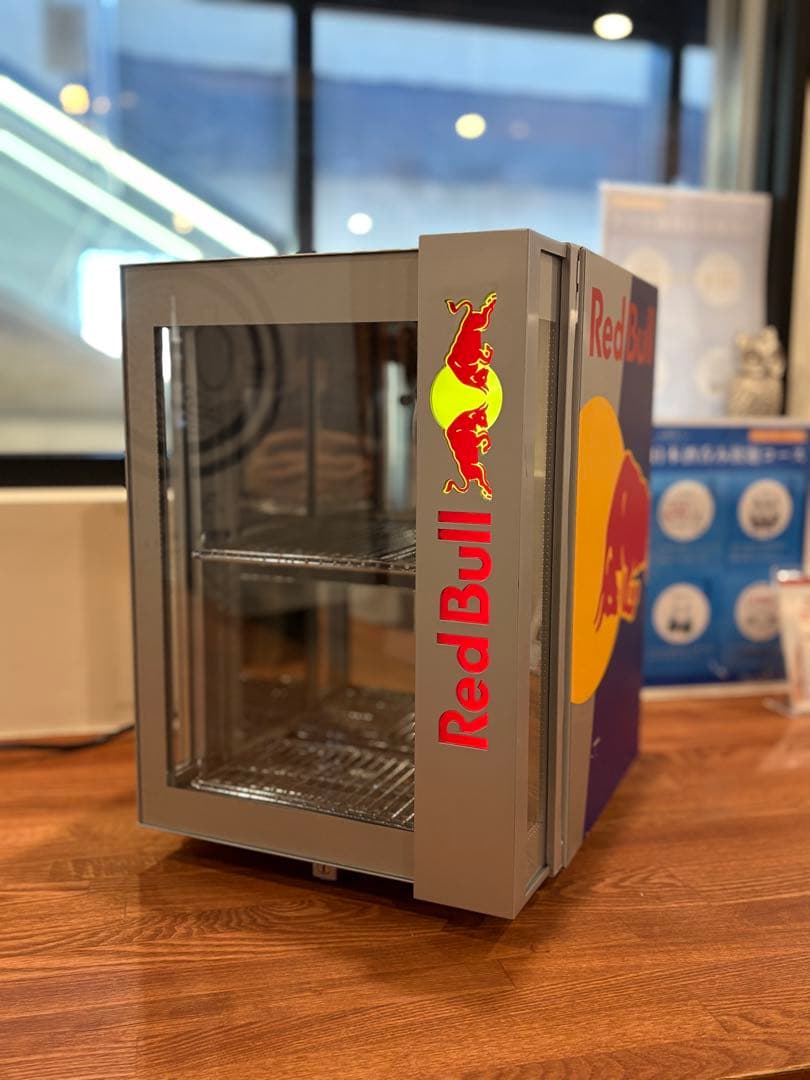Red Bull コンパクト冷蔵庫 Red Bull コンパクト冷蔵庫 レッドブル - メルカリ