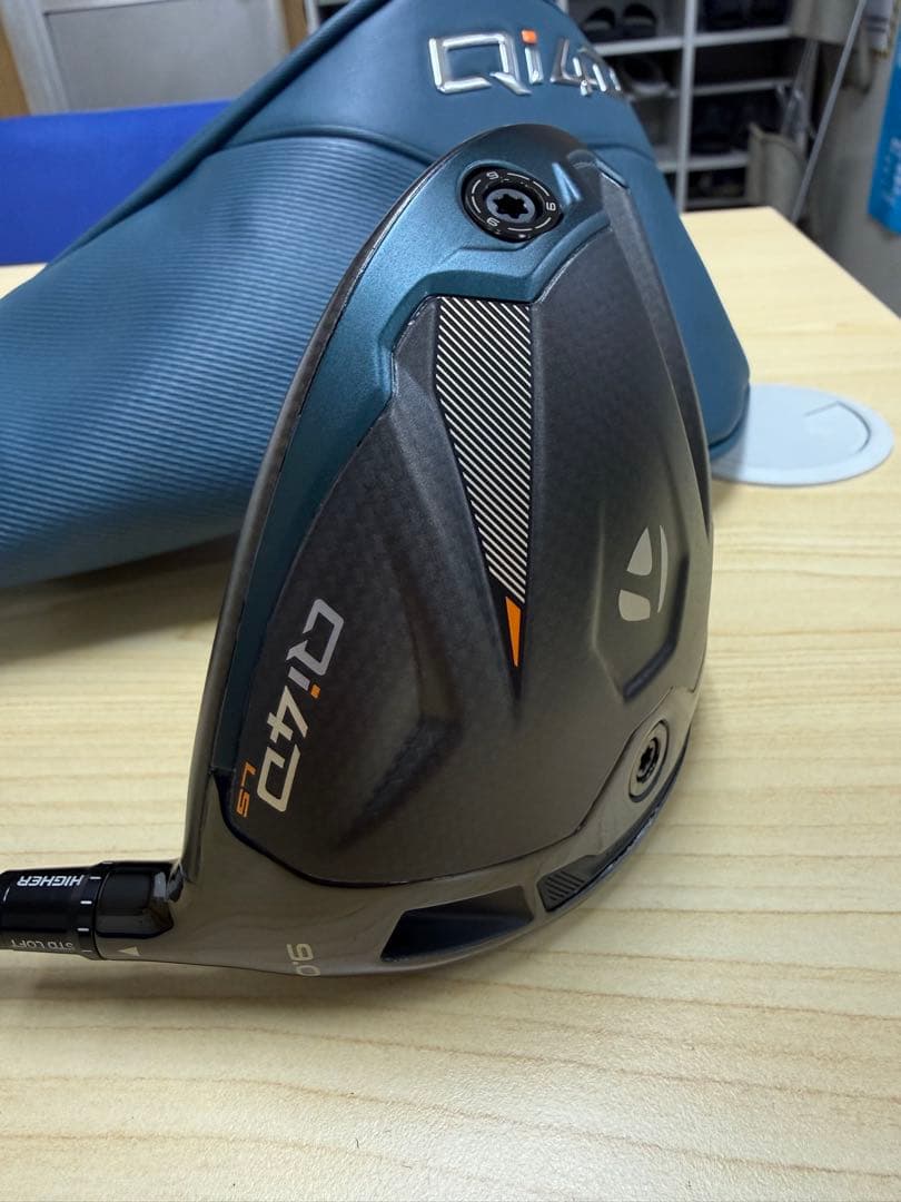 Qi4D LSドライバー ヘッドカバー付き - メルカリ