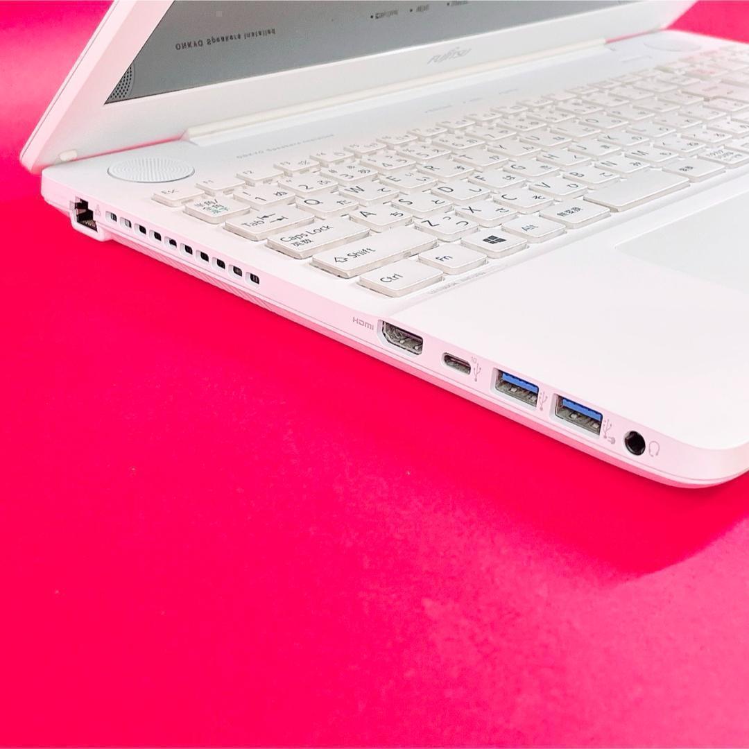 ブルーレイ見れる❣️Corei7大容量1TB✨️薄型ノートパソコン可愛い白