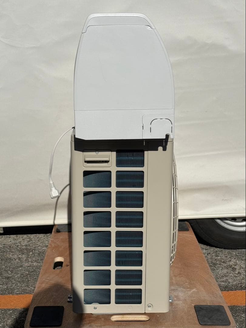 大阪府限定 取付込み エアコン シャープ AU-22TVE5 2025年 6畳用