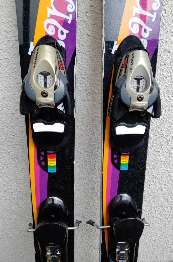 ショートスキー 123㎝ 解放ビンディング SALOMON ミニスキー 板