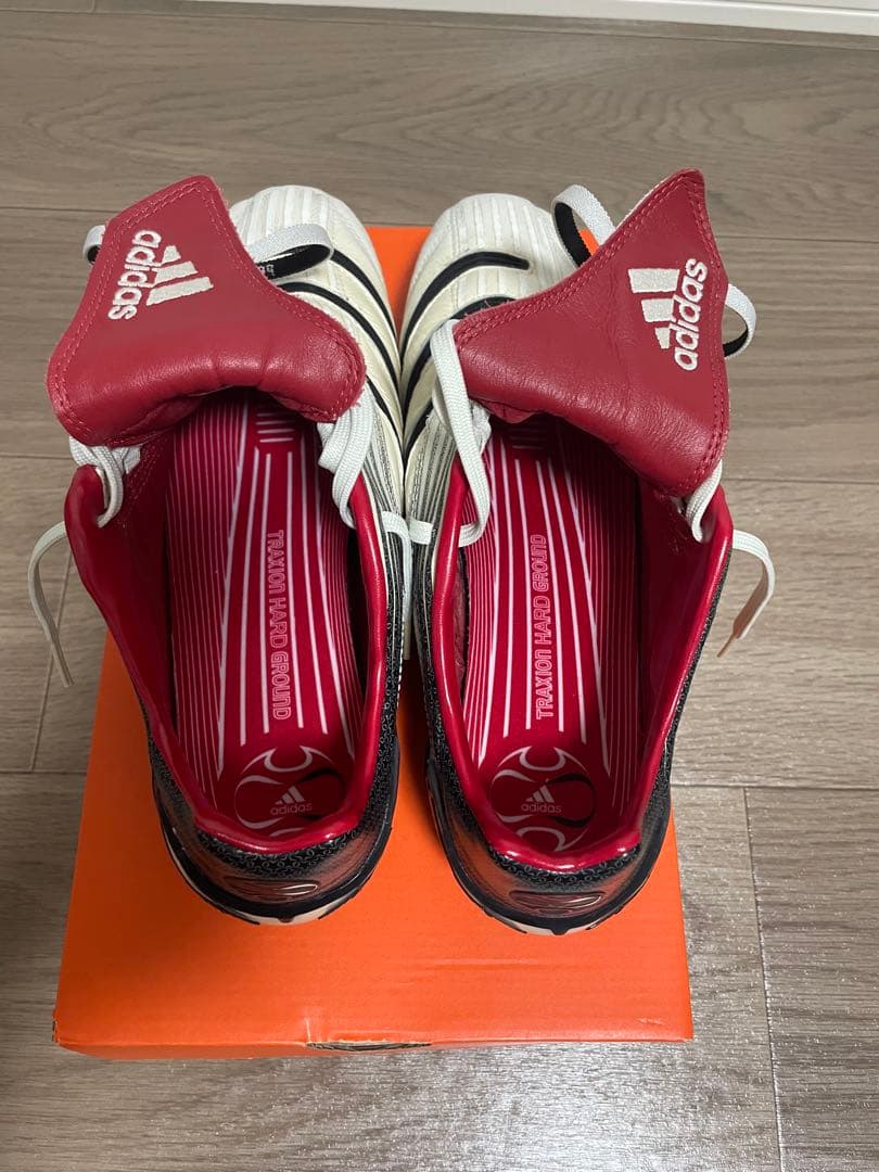 adidas プレデターアブソリュートHG 27.5cm