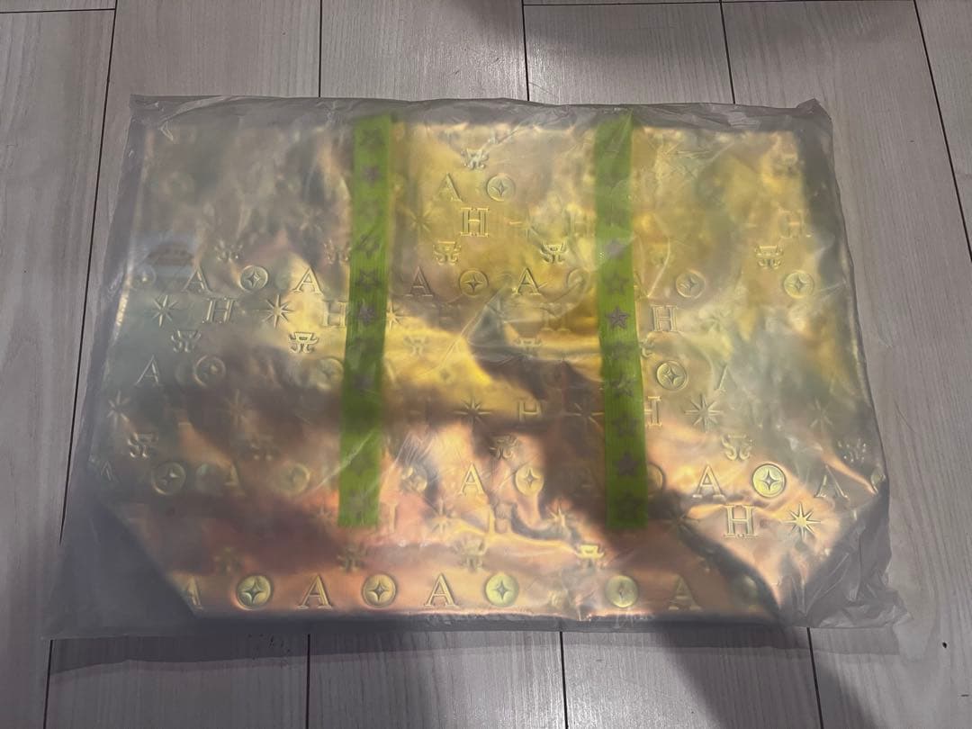 浜崎あゆみ オーロラクリアトートバッグ - メルカリ