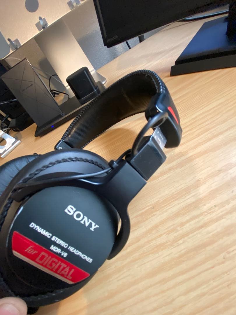 SONY MDR-V8 有線ヘッドホン SONY MDR-ZX770BN 価格比較 - 価格.com