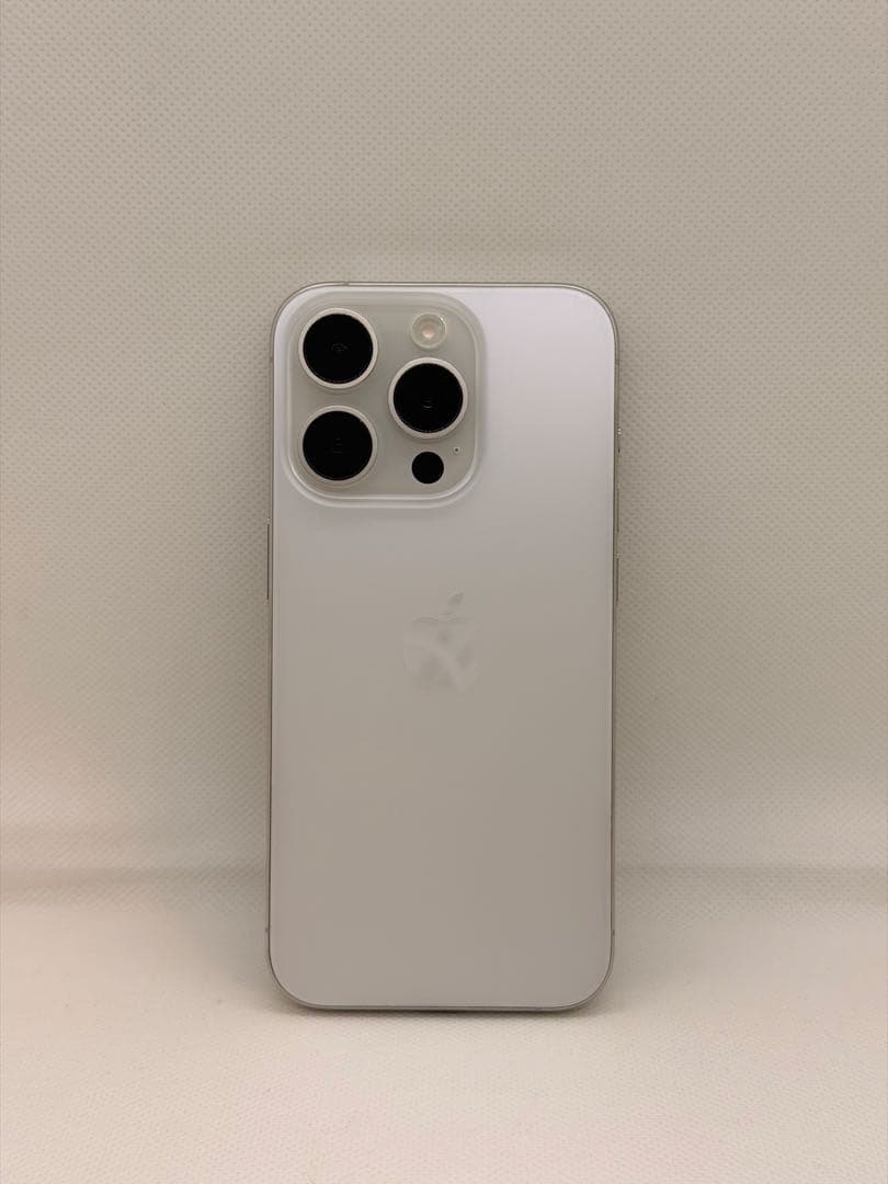 iPhone 15Pro 128GB チタニウムホワイト ジャンク 画面不良あり iPhone 15Pro 128GB チタニウムホワイト ジャンク 画面不良あり - メルカリ