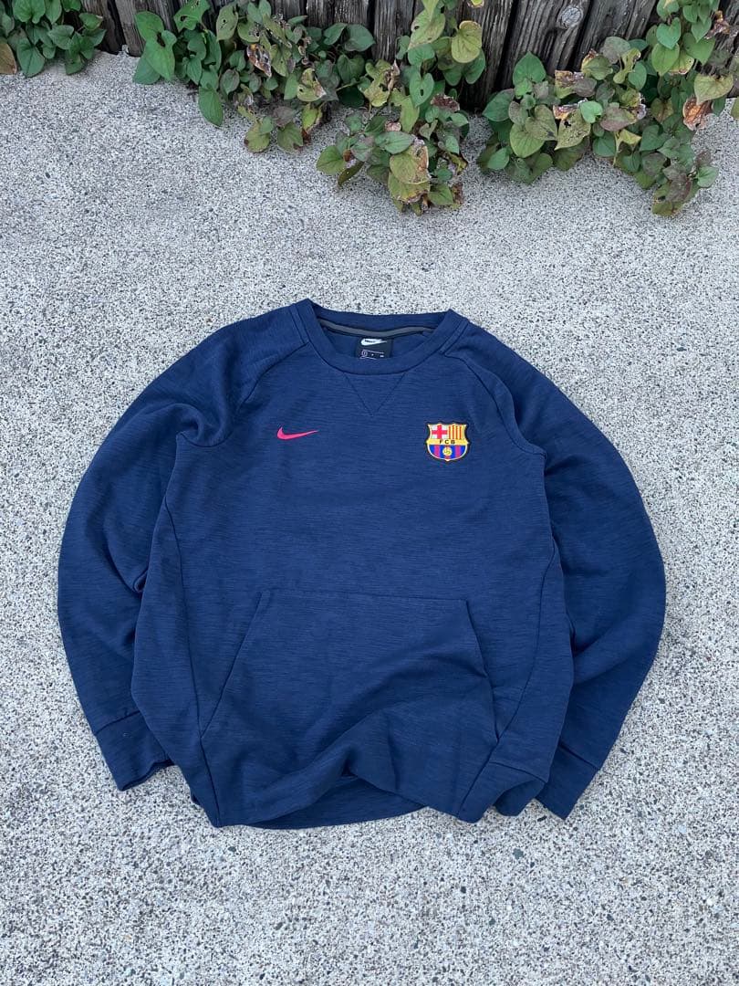 【希少ビンテージ】ナイキxFCバルセロナ スウェットシャツ　ユニフォーム S NIKE（ナイキ） ジュニア サッカー FCバルセロナ 2025/26 スタジアム