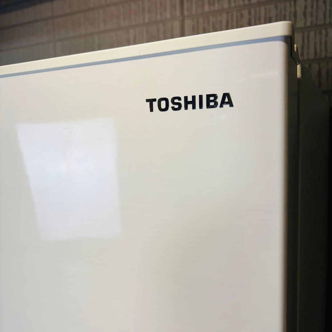 2022年製 326L 冷蔵庫 TOSHIBA スリムタイプ【地域限定配送無料