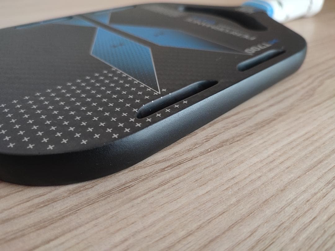 ピックルボール パドル ARRONAX 3Kカーボンファイバー 刃 青い - メルカリ