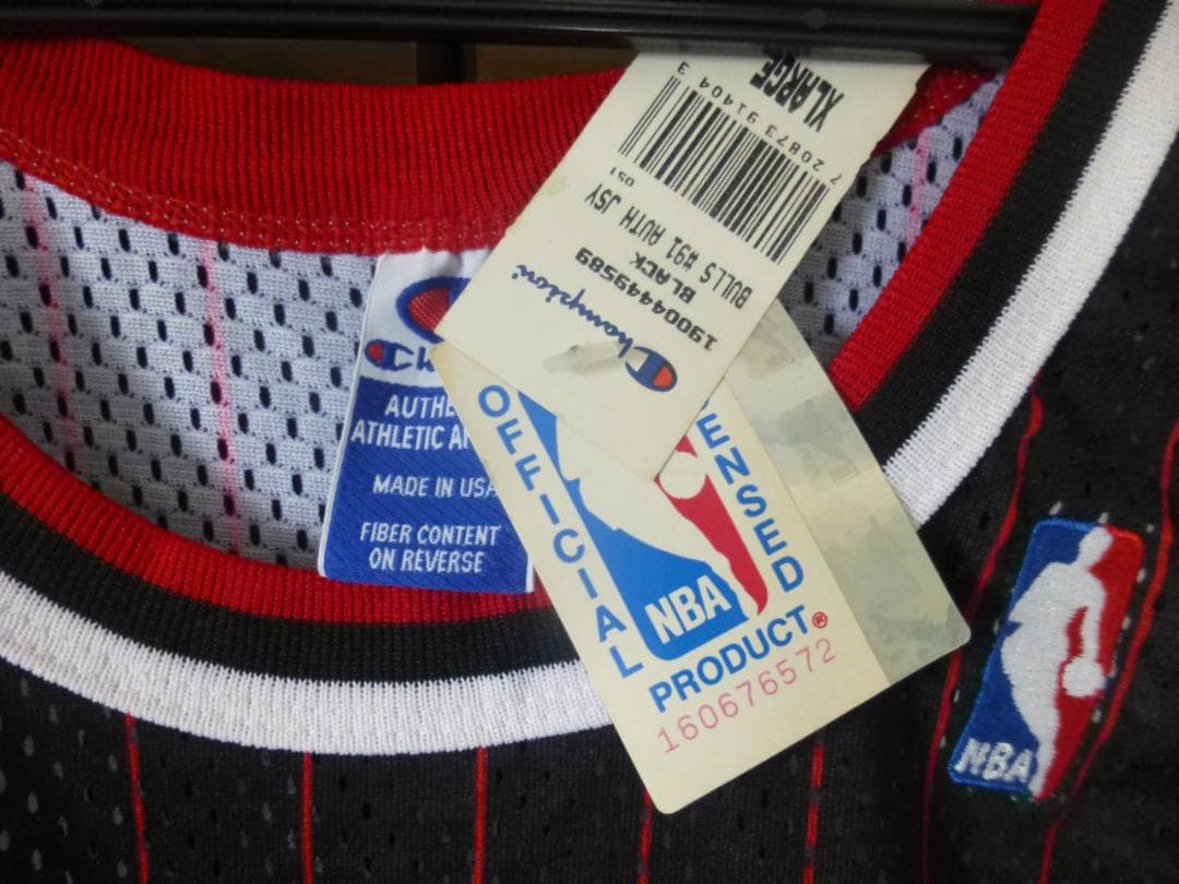 保証書付き 直筆サイン入りユニフォーム デニス・ロッドマン NBA