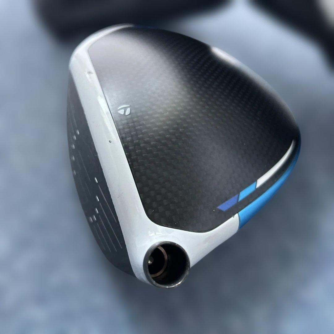 《テーラーメイド》SIM2 MAX-D ドライバーヘッド10.5°＋ヘッドカバー