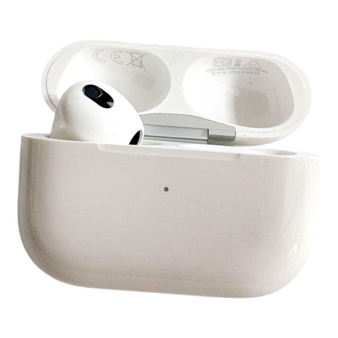 AirPods3 本体左耳だけ 充電ケース付き - メルカリ