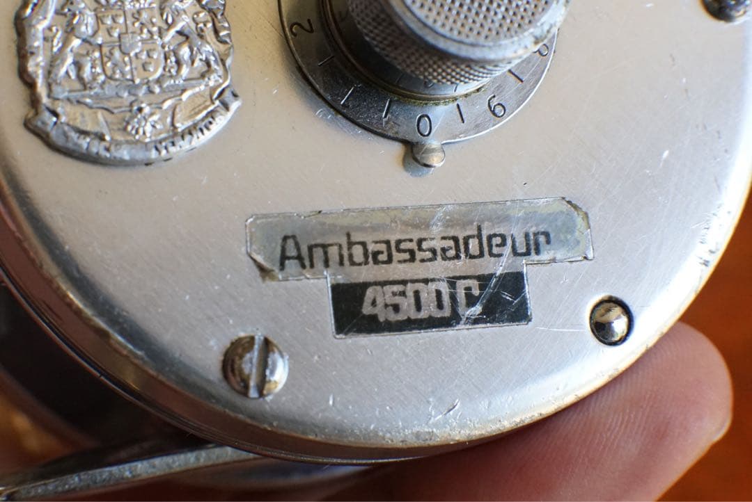 ABU アンバサダー 4500C メンテ済 フレーム修正済 - メルカリ