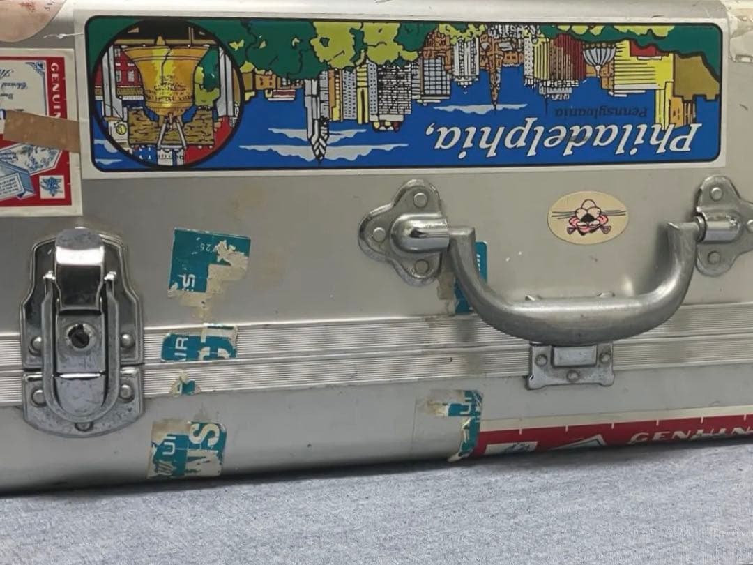 サ*リ様 ジュラルミン製スーツケース アルミ合金 レア ビンテージ