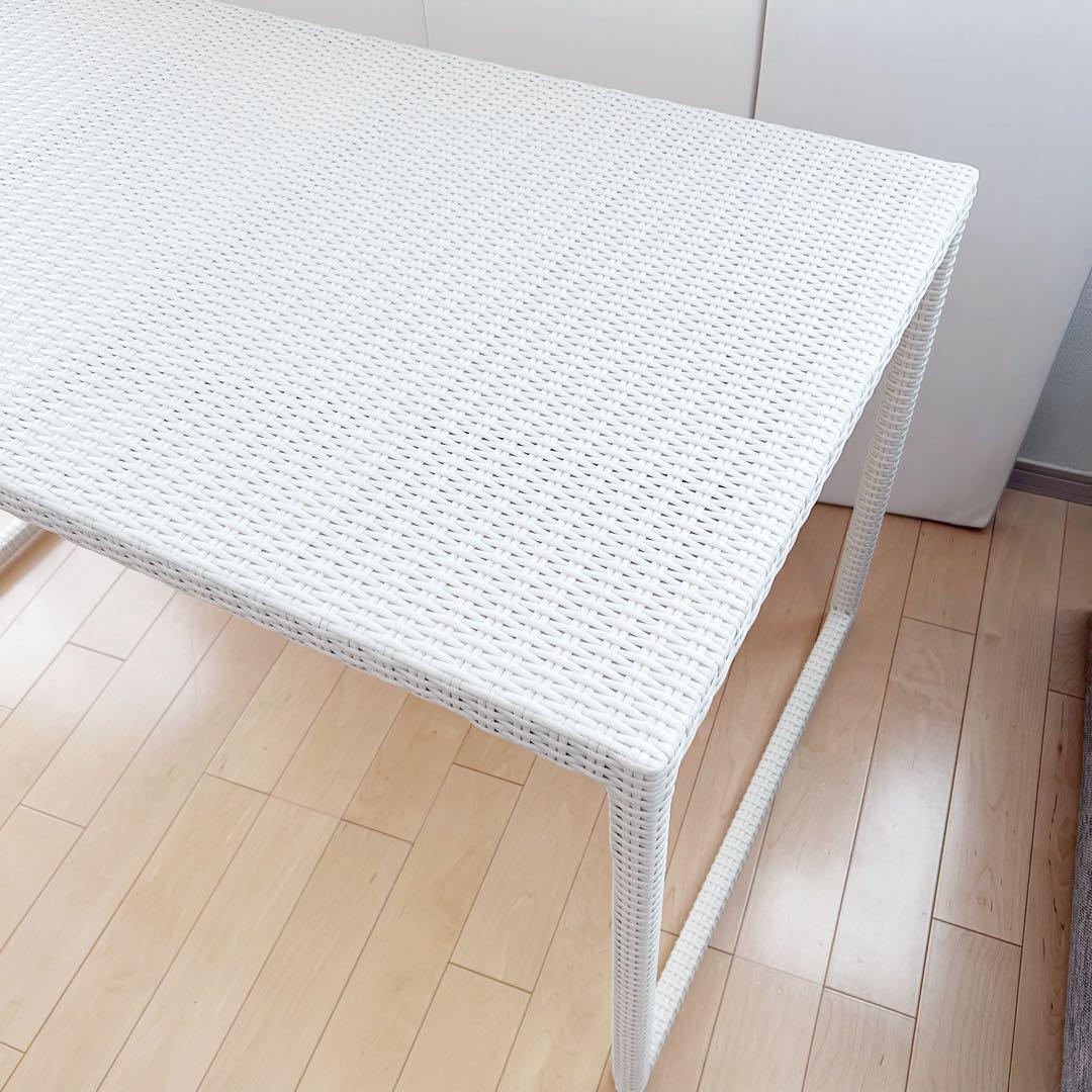 タカショー ホワイトラタン調 人工ラタン ガーデンテーブル 未使用品