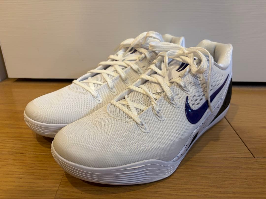 【美品】KOBE コービー 9 エリート LOW EM プロトロ ホワイト Buy Nike Kobe Ix Elite Low Em Protro in white/court purple-white