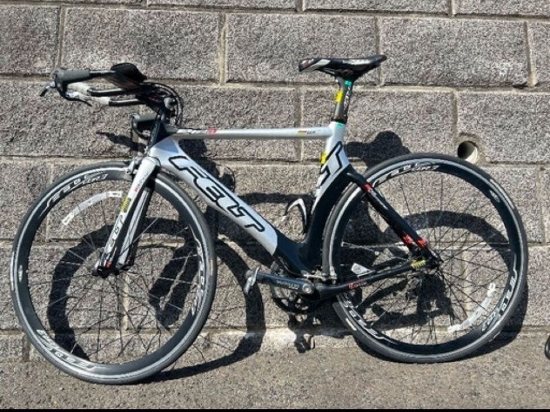 大幅お値引きしています！FELT B12 ロードバイク・トライアスロンバイク FELT ( フェルト ) トライアスロンバイク・TTバイク TRI IAx ADVANCED