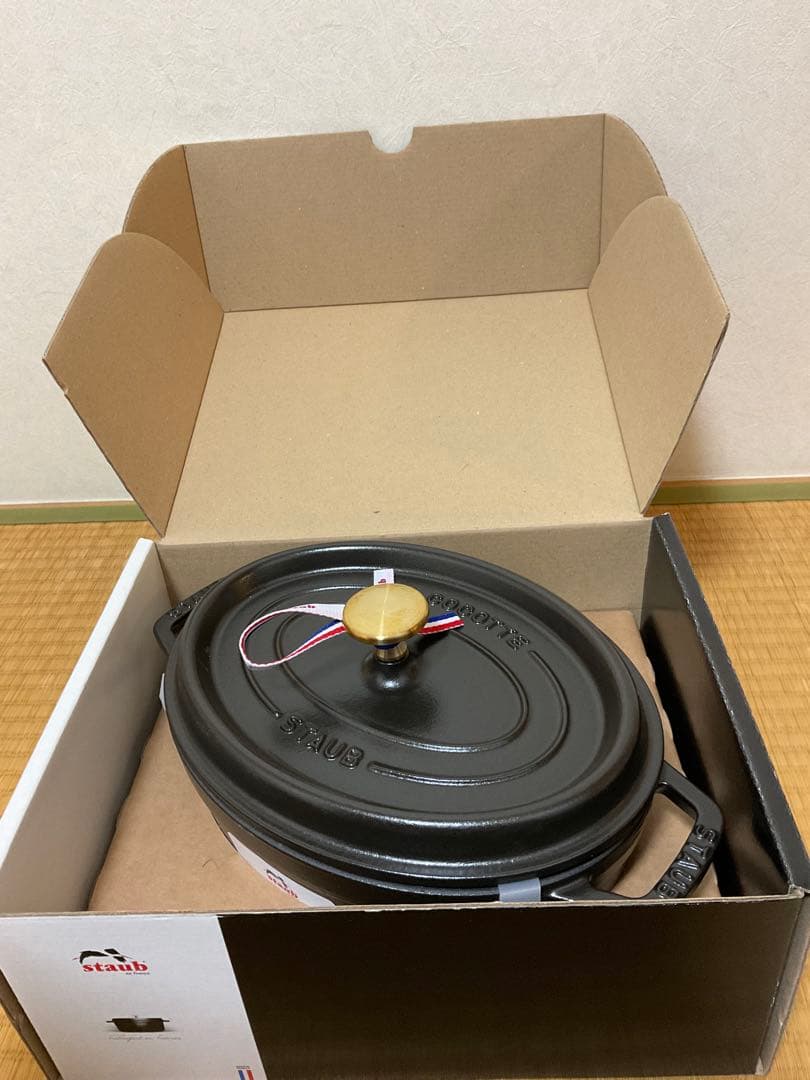 未使用 ストウブ オーバルココット 23cm ブラック 箱あり 楽天市場】ストウブ ピコ ココット オーバル 23cm 2.35L IH対応 staub