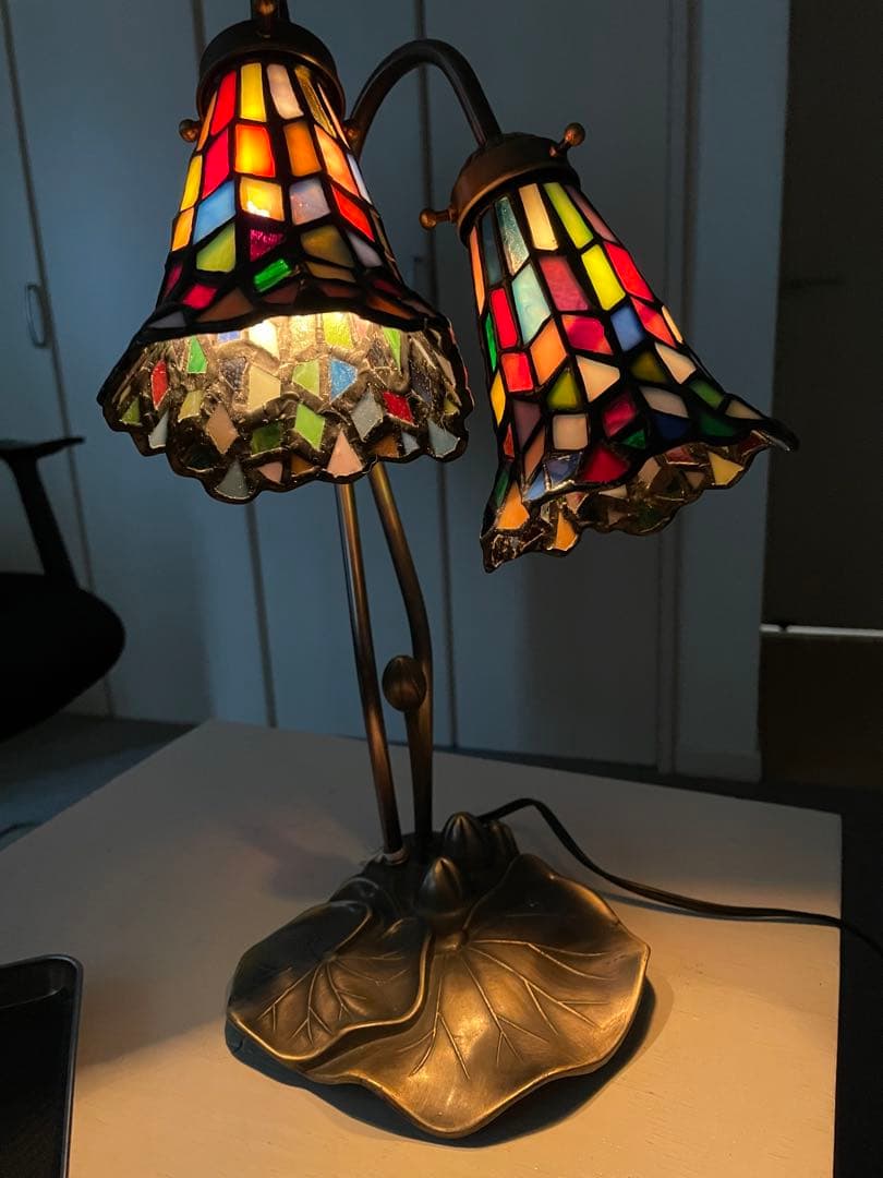 ヨッチ ステンドグラス　ランプ　卓上ライト　アンティーク　ビンテージ 楽天市場】【期間限定pt3倍】 ステンドグラス ランプ 卓上 led