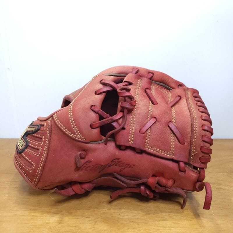 ミズノ 荒木雅博モデル ダイアモンドマスター 限定品 内野用 軟式