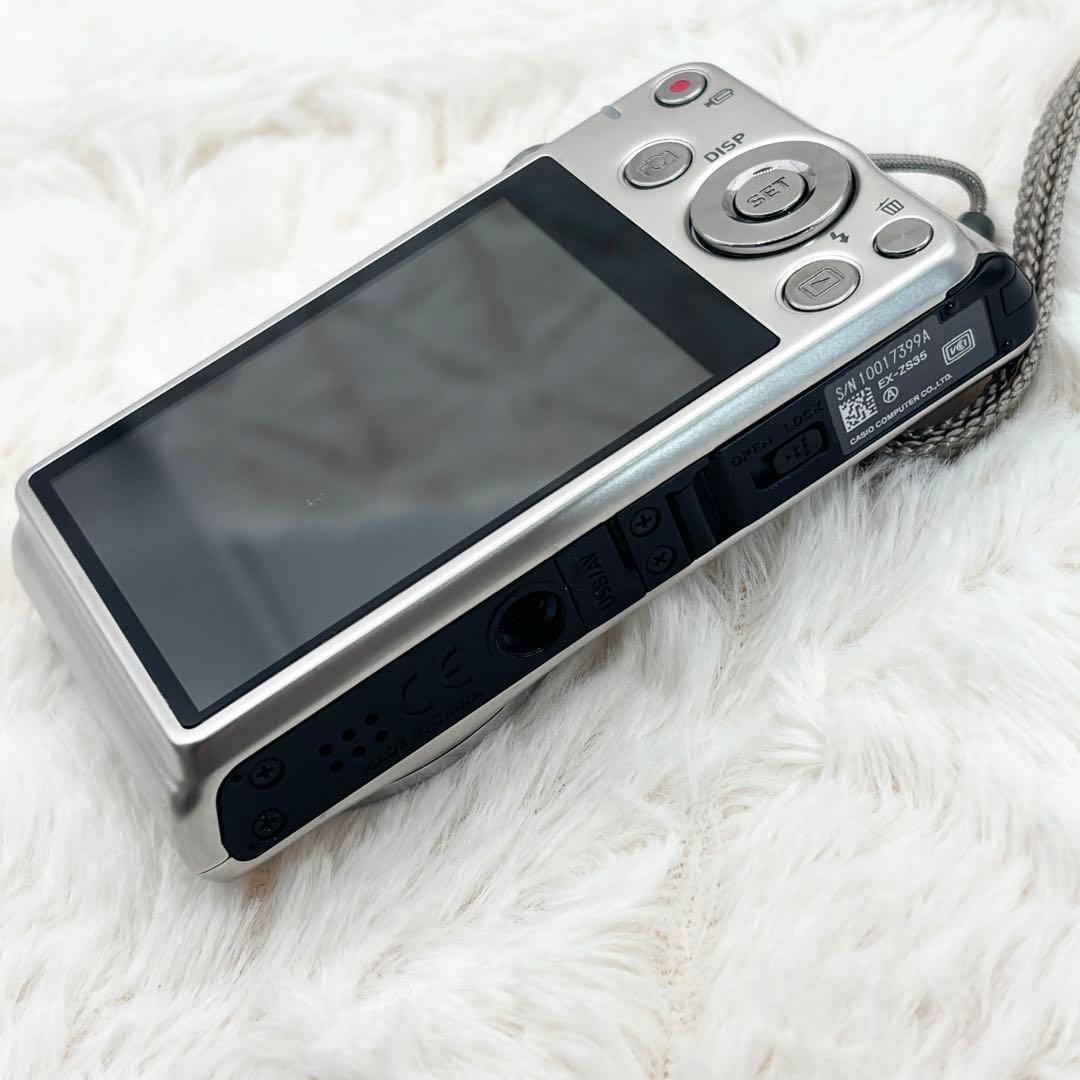 美品・動作良好✨ CASIO EXILIM EX-ZS35 シルバー - メルカリ