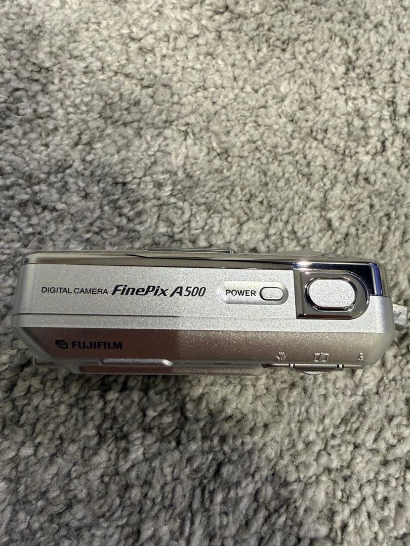 餃*子様 オークション商品 Fujifilm FinePix A500