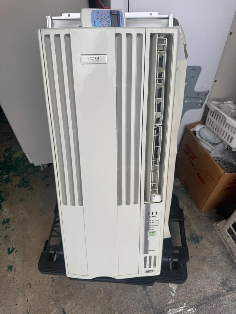 (4205W1)*コロナウインドエアコンCW-FA1818 2018年製 窓枠付 楽天市場】CORONA コロナ ウィンドウエアコン 4.5〜7畳冷房専用 窓用