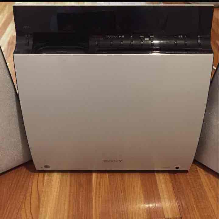 ウォークマンスピーカー NW-S310/NW-S310Kシリーズ 特長 : 付属スピーカー | ポータブル