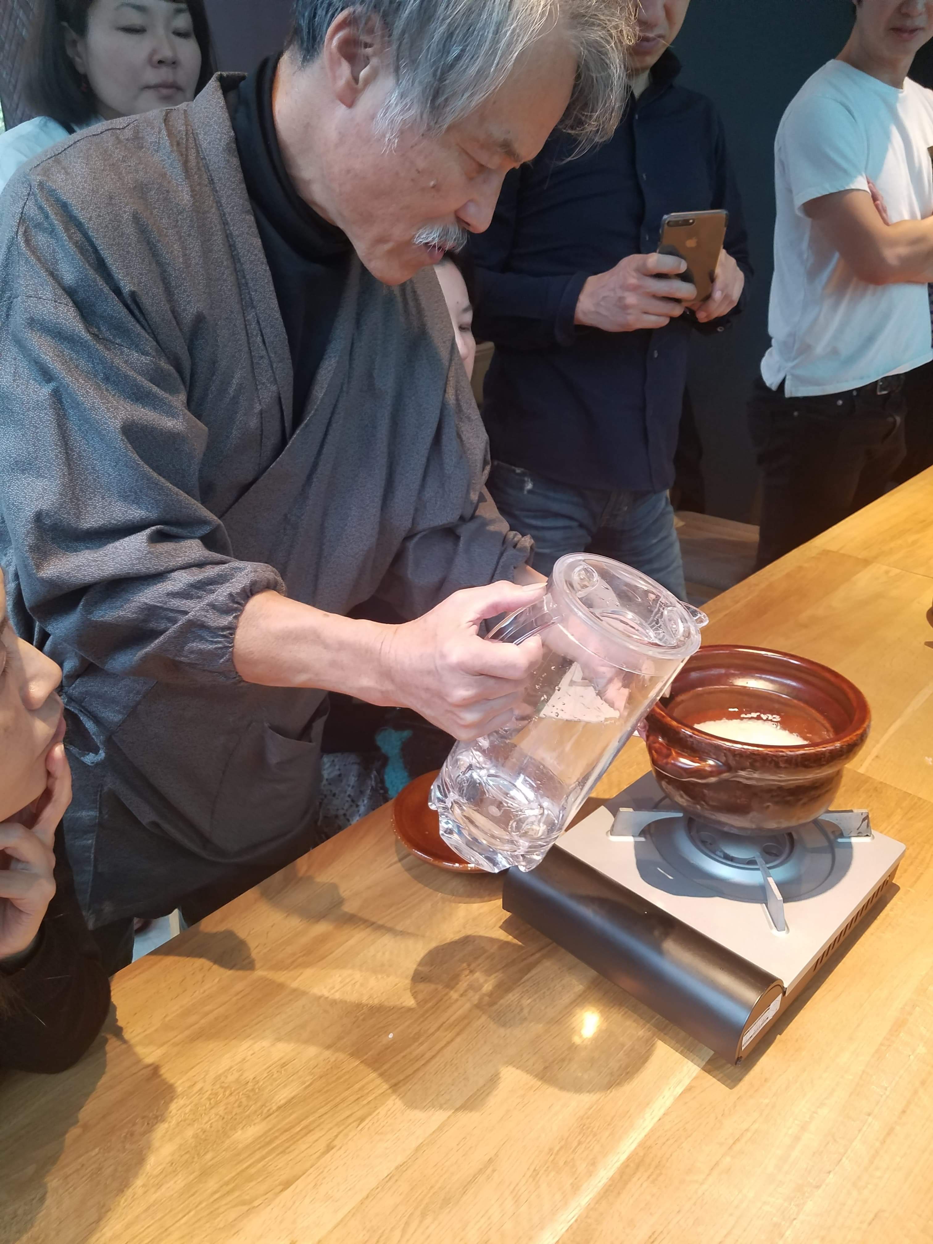 自宅で手軽に料亭気分。 一志郎窯の土鍋「味事飯鍋」で白いごはんを