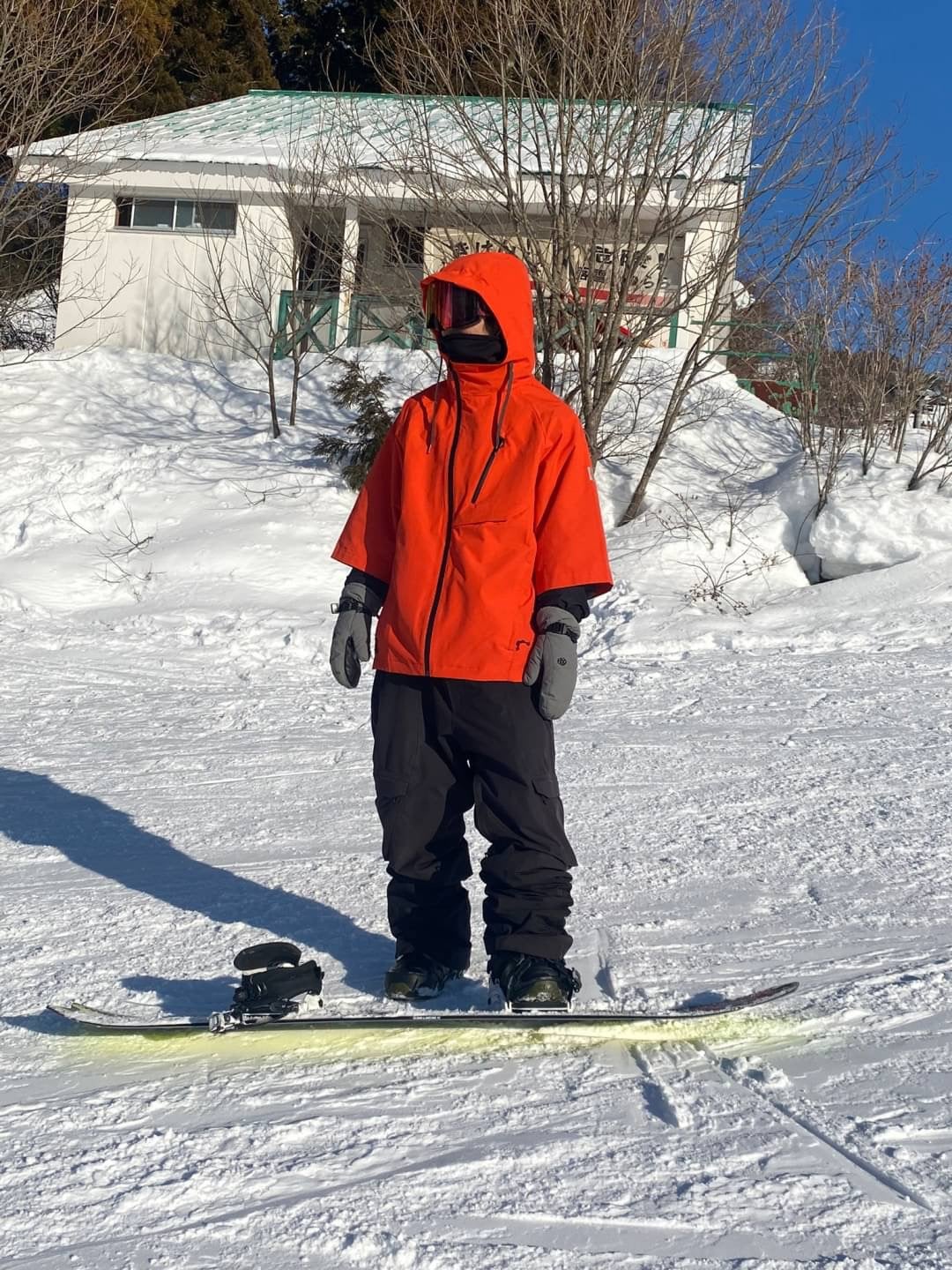 街で着られるストリートスノーボードウェア「686(シックスエイト