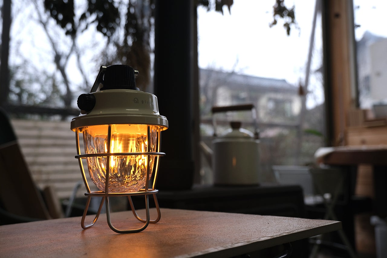 イエでもソトでも「あかりを愉しむ」ことに拘ったランタン「レトロ