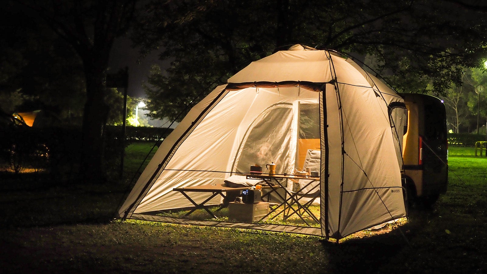 車中泊から始めるアウトドア体験！車で寝たい方のための「カーサイド