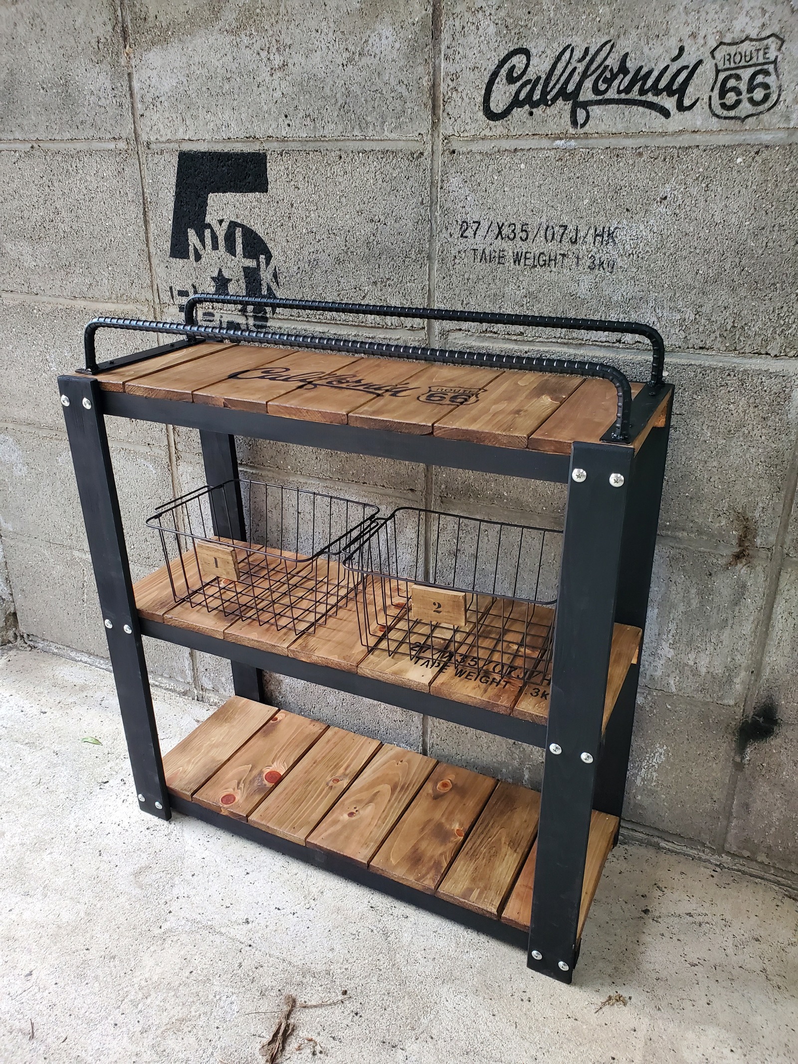 男前インテリア 収納 ラック 木製シェルフ 男前 ハンドメイド カゴ付き