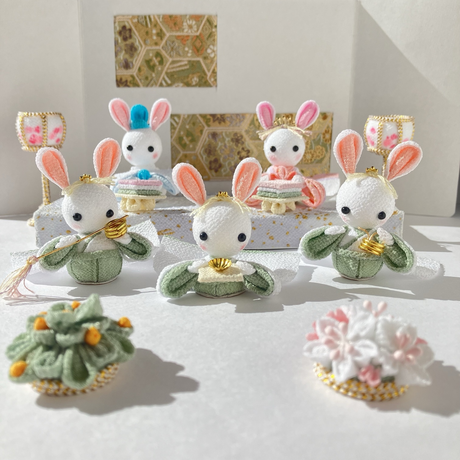 うさぎのお雛様フルセット④(ホワイトピンク) 保管ケース付き つまみ