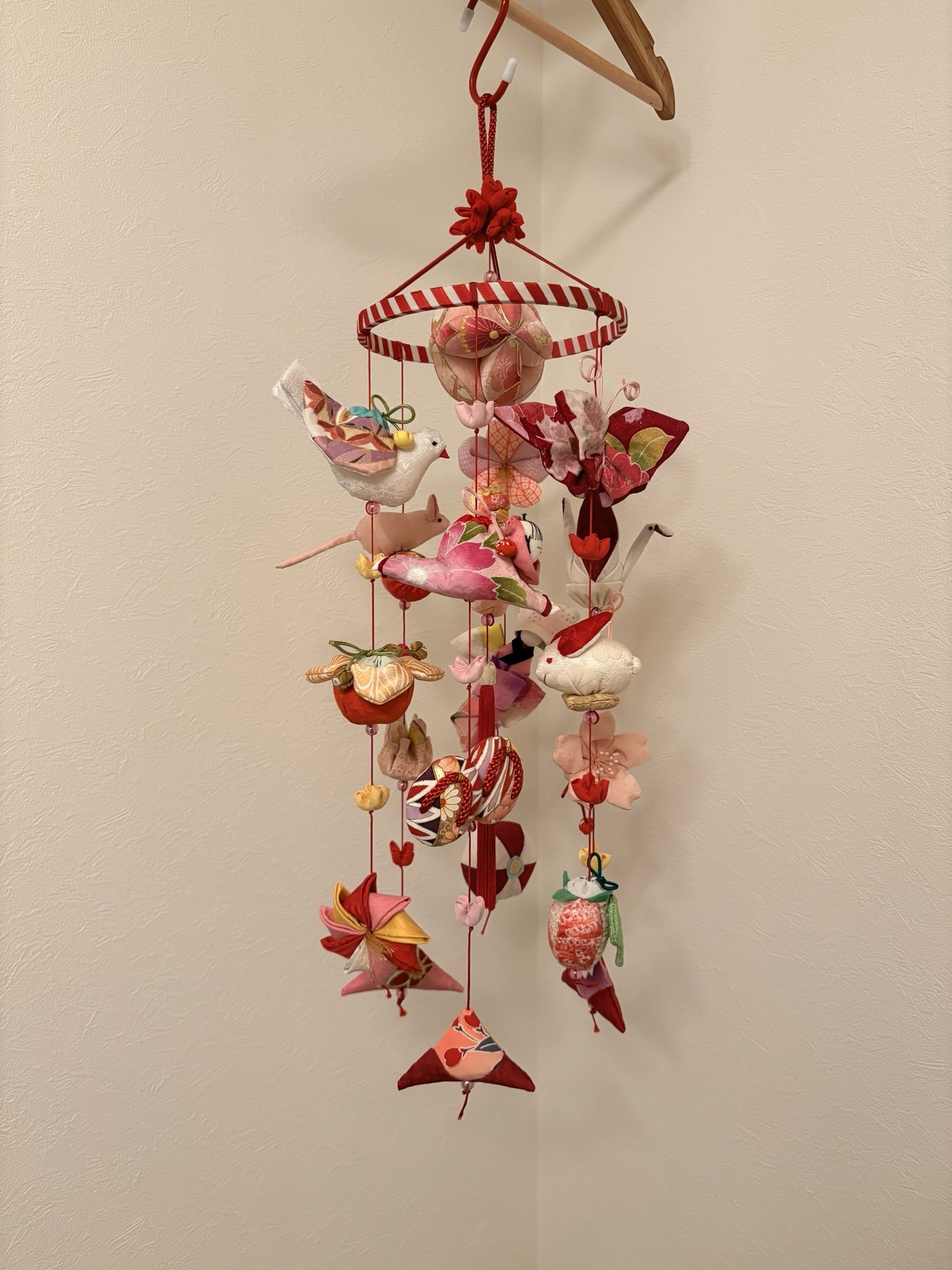 つるし雛 No.142 壁掛けタイプ・ひな祭り・桃の節句 - HINA811's