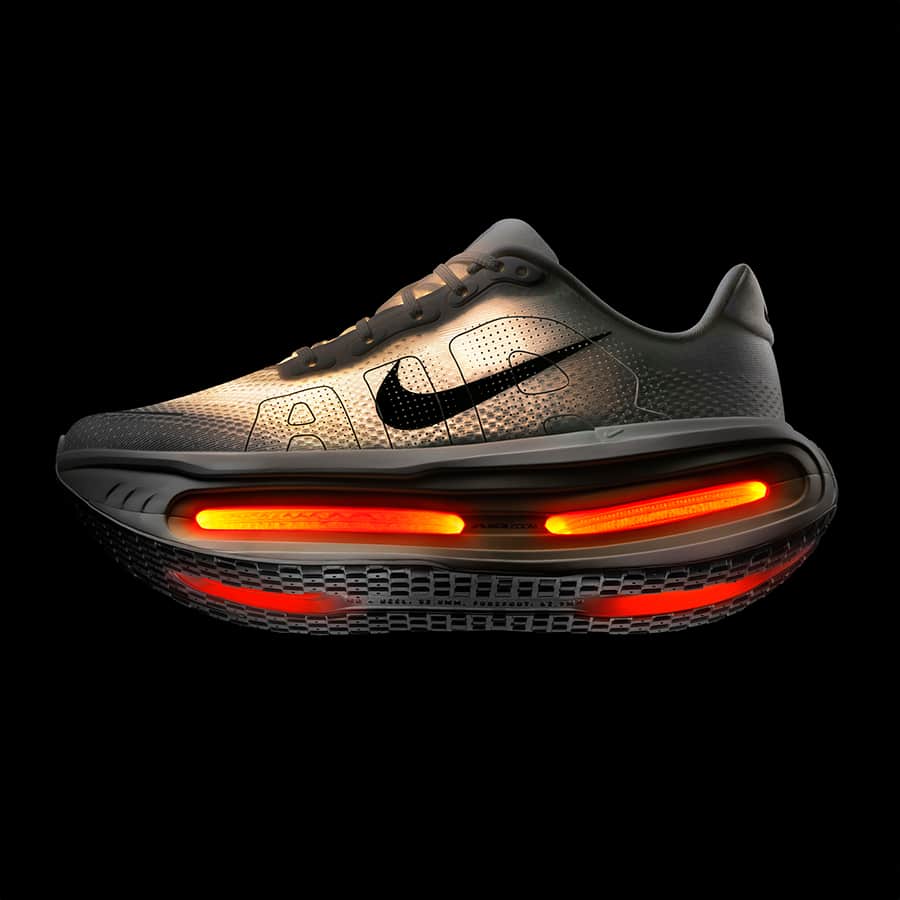 限界を突破するランを叶えるデザイン：ナイキ ボメロ プレミアムが距離