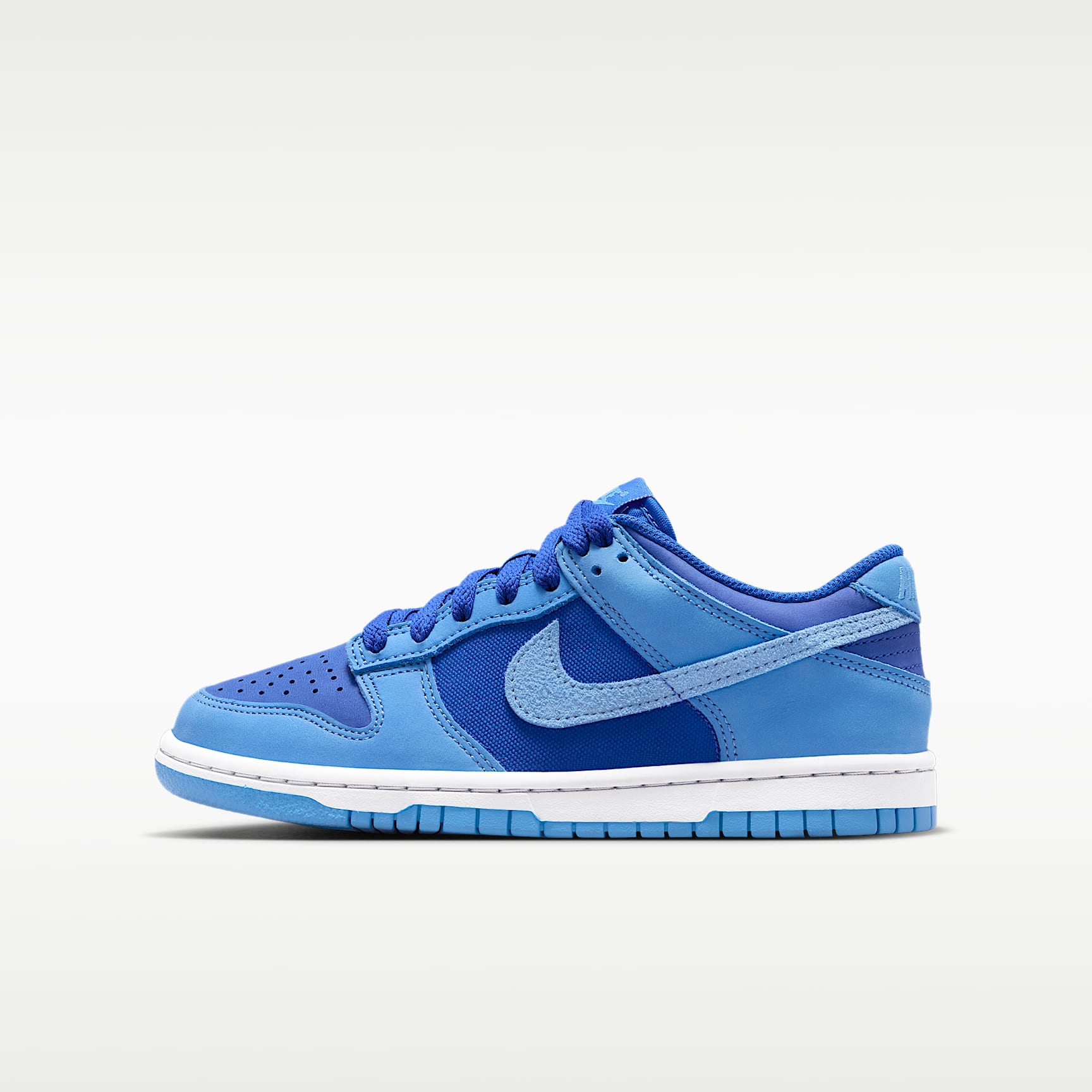 Nike Dunk Low SE Big Kids' Shoes. Nike.com