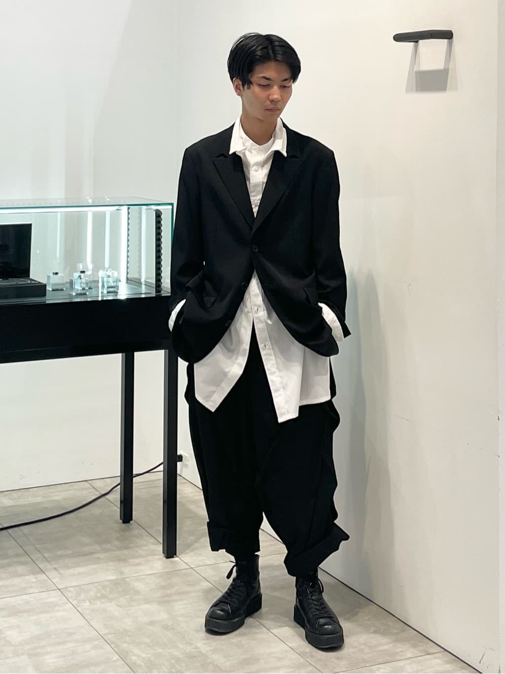 STAFF STYLING｜THE SHOP YOHJI YAMAMOTO