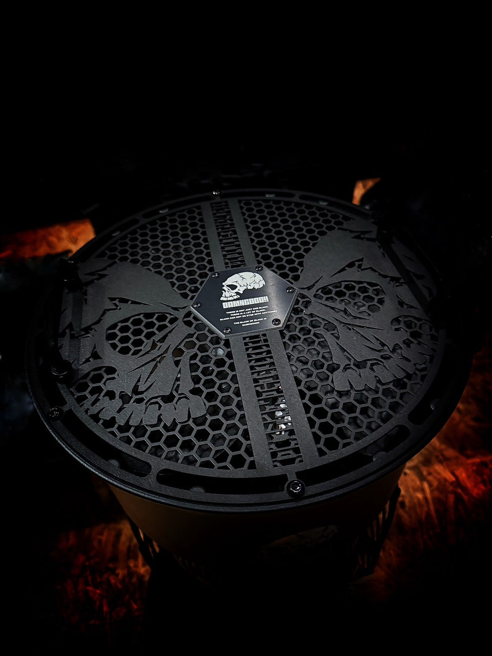 HOME | ダムグッドガレージ