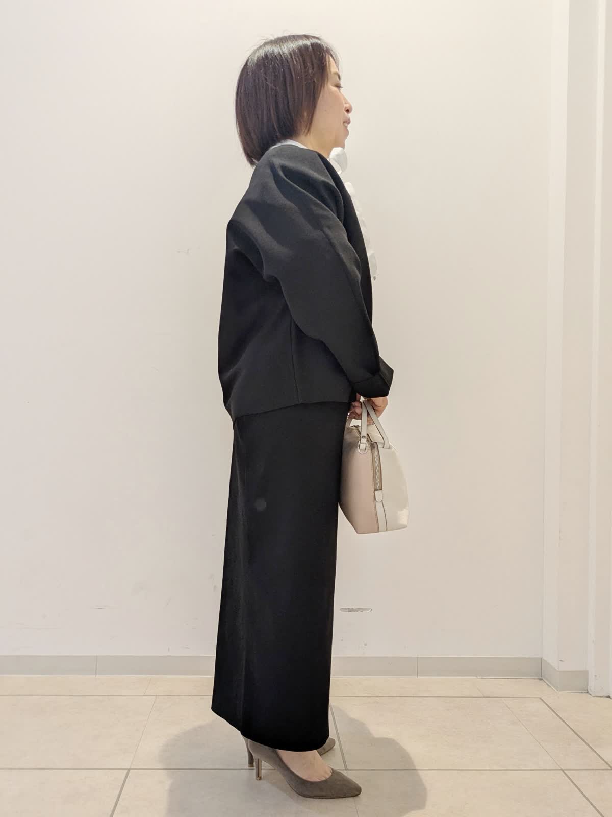 Le Soukのニットを使った岡山天満屋7-IDconcept.のスタッフ