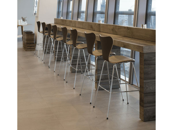 FRITZ HANSEN SERIES 7 / フリッツ・ハンセン セブンチェア フロント