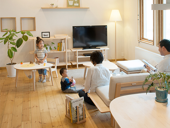 cosine EGG TABLE / コサイン タマゴテーブル - インテリア・家具通販