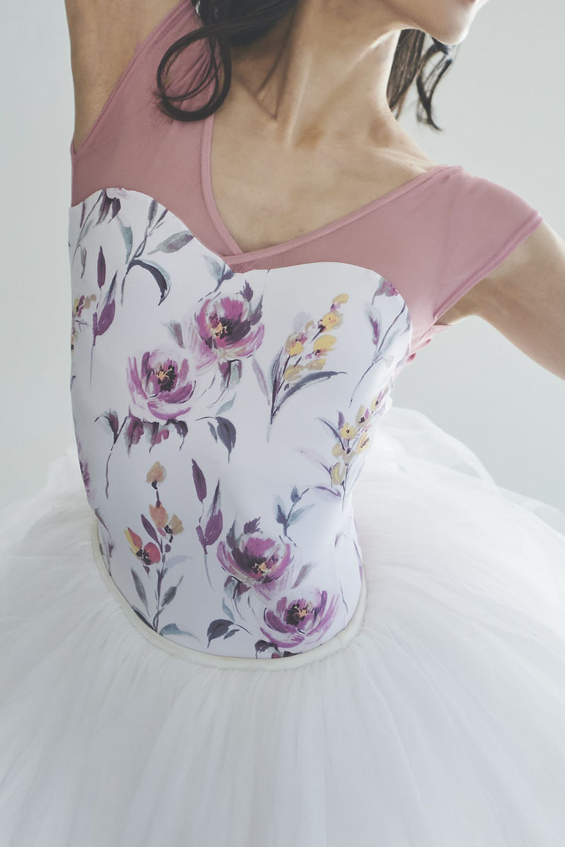 stina / type H half sleeve / luminous white