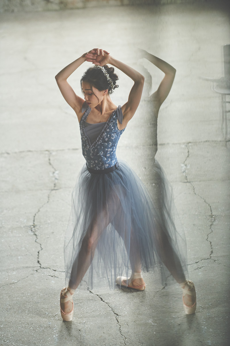 stina / type J juliet/blue gray