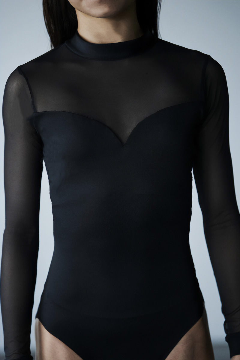 stina / BLACK stina type R gaia