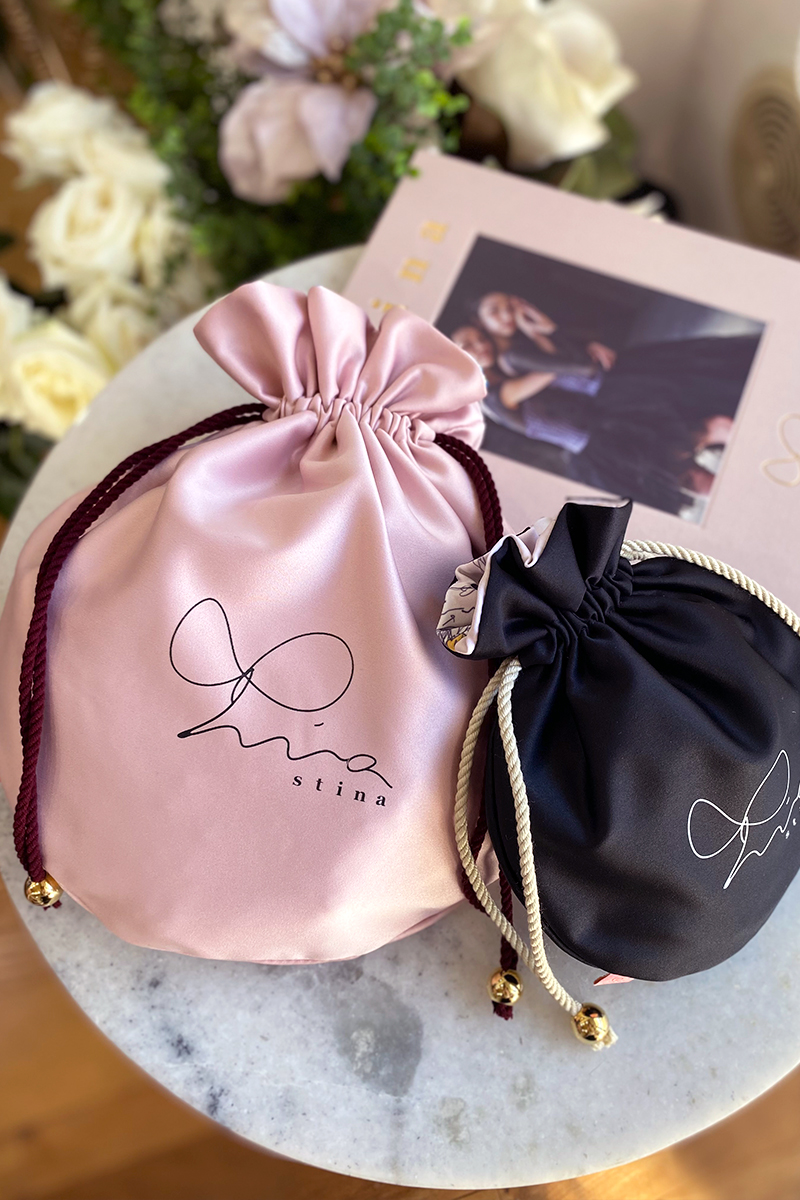 stina / flower petal pouch M / pink